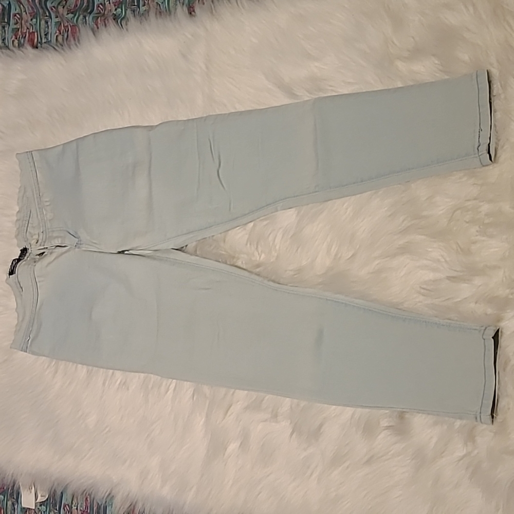 High-waisted Jean's